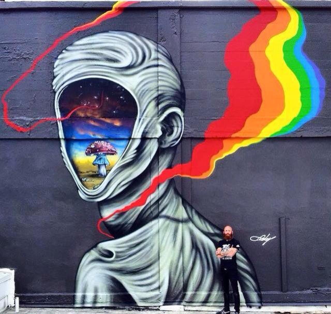 Street Art by Ernest Doty in Oakland CA

#art #arte #graffiti #streetart http://t.co/JLpCHEV3Wv