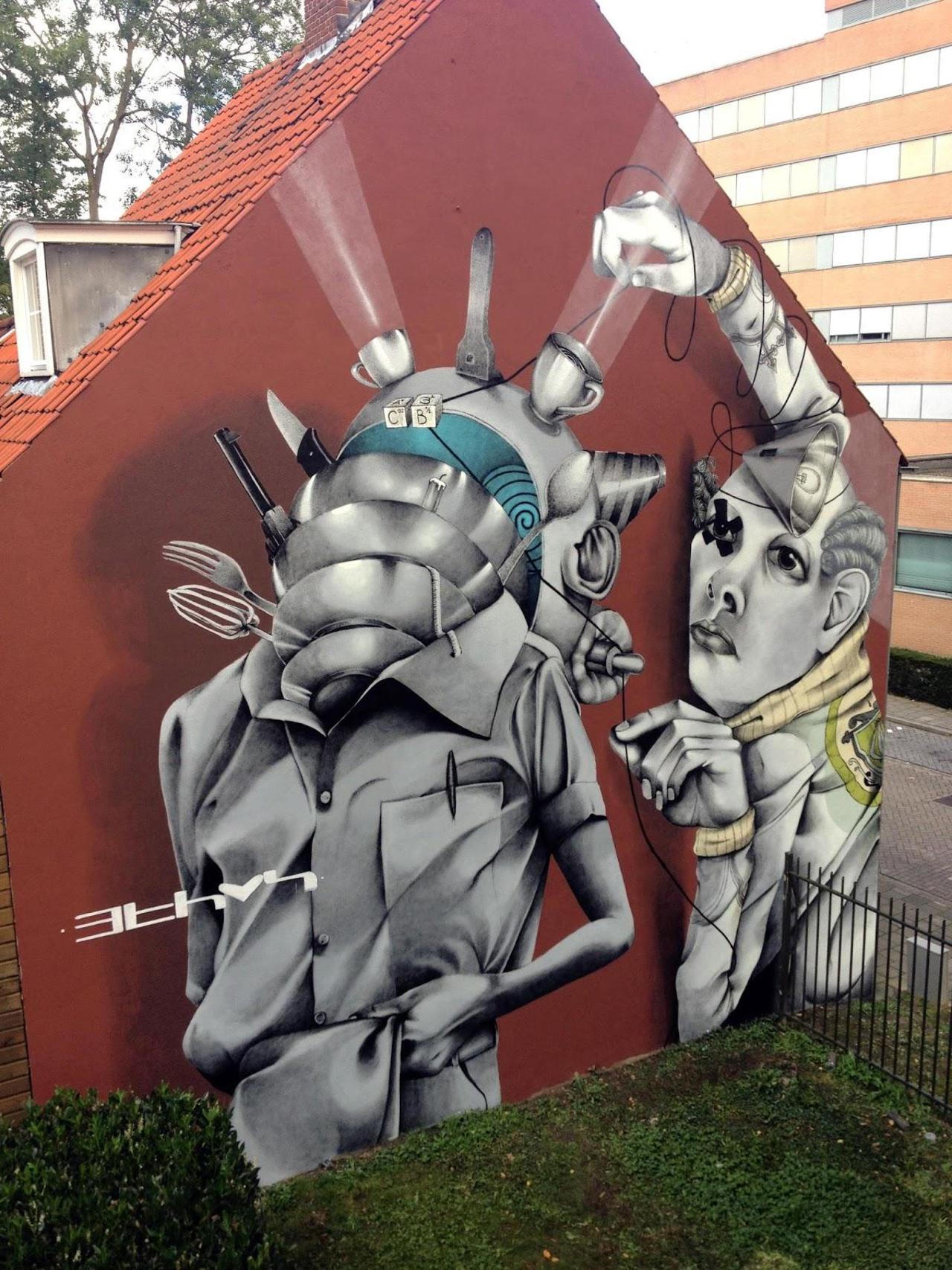 RT @thx2111: Claudio Ethos creates a new mural in Heerlen, Netherlands. #StreetArt #Graffiti #Mural http://t.co/TvYPBZlI25