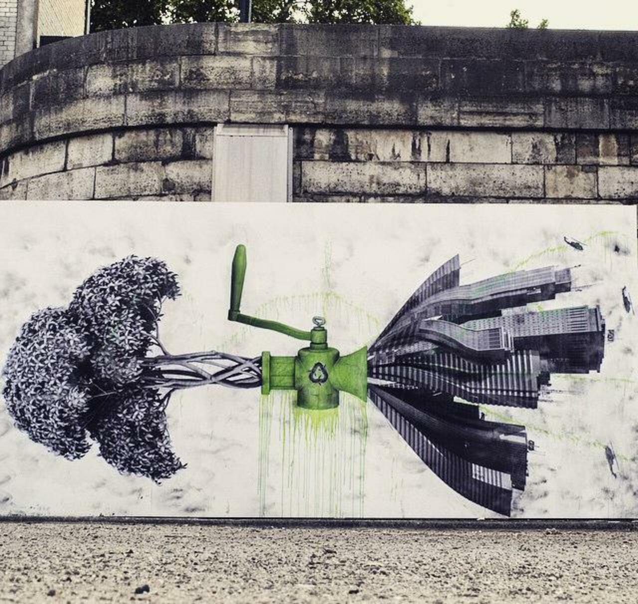 RT @Martin_Keller: Street Art by Ludo
#art #arte #graffiti #streetart http://t.co/ZwXNBq7gGJ #environment #climatechange