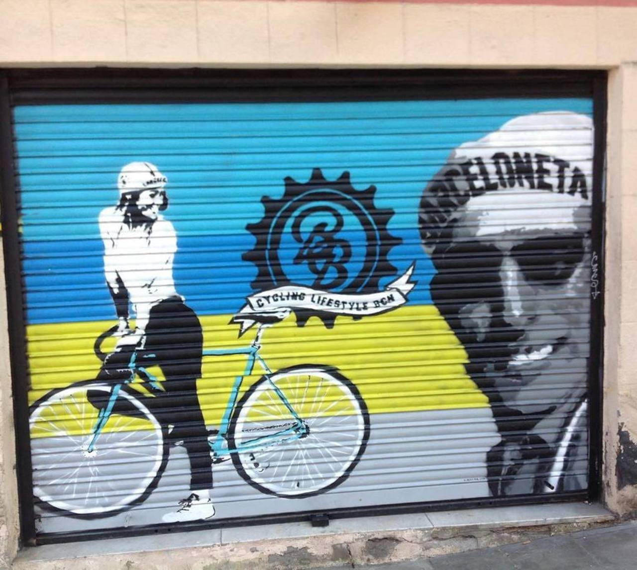 À bicyclette #street #streetart #streetartbarcelona #graff #graffiti #wallart #sprayart #urban #urbain #urbainart #… http://t.co/tRTbH5PHxx