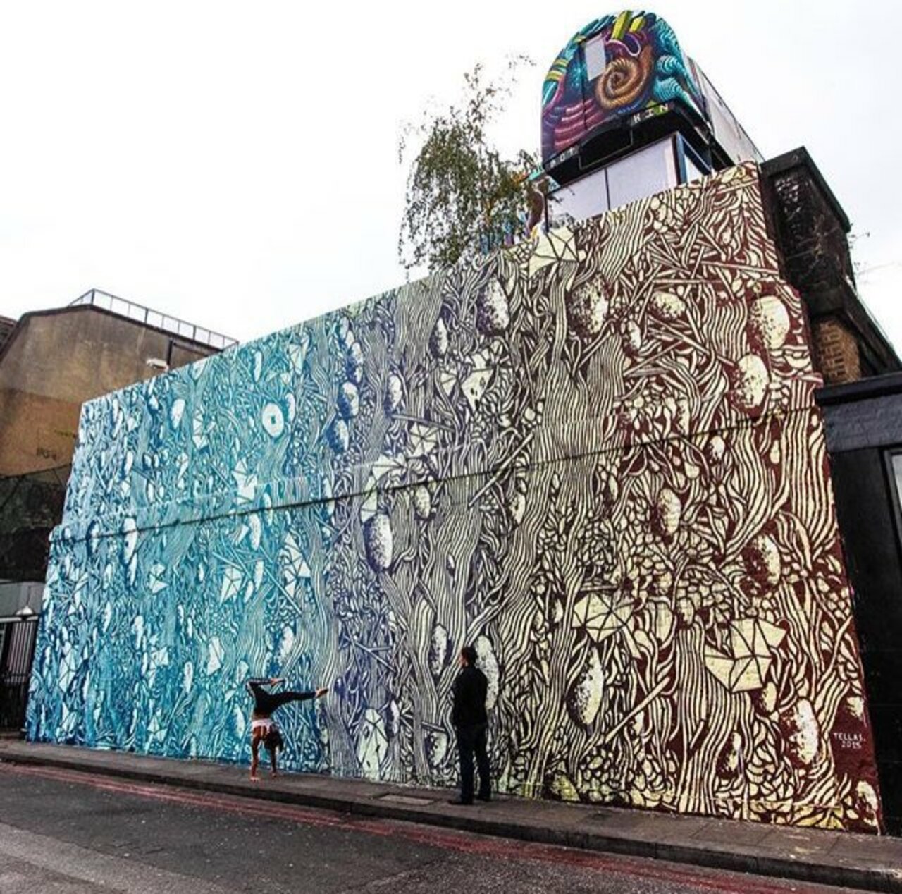 New Street Art by Tellas in Shoreditch London 

#art #graffiti #mural #streetart https://t.co/GBPPHcVEB4
