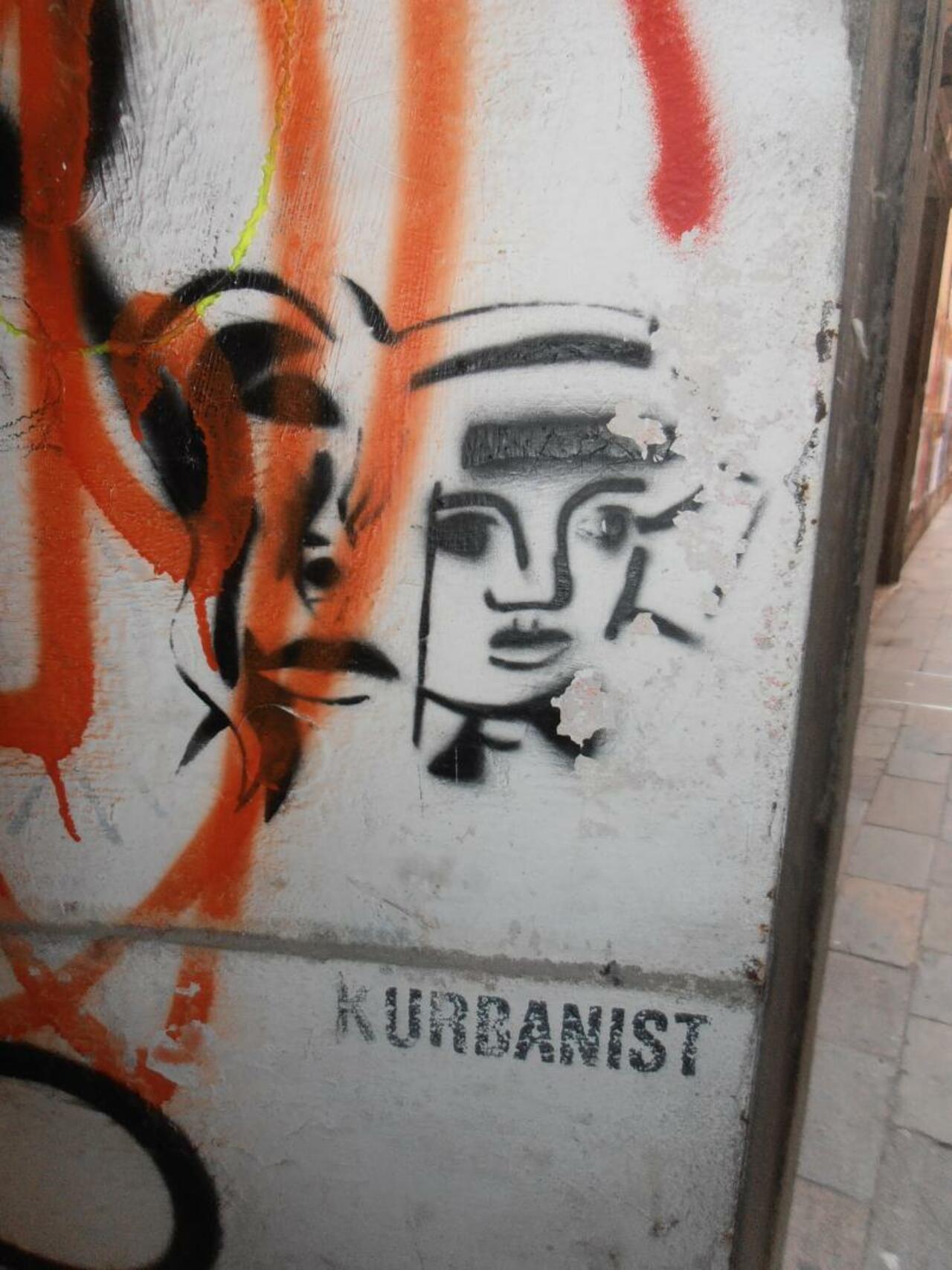#graffiti #streetart #veniceitaly https://t.co/7BL1r65K10