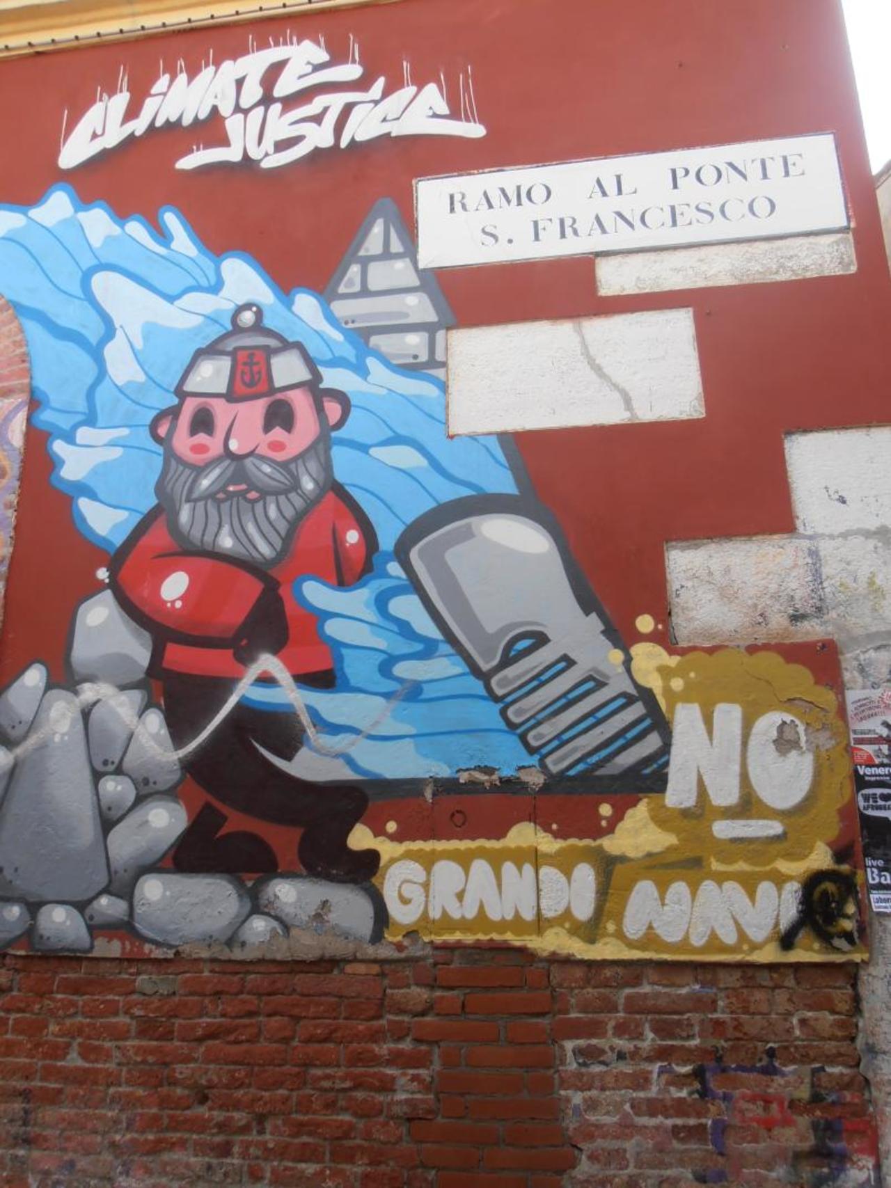 #graffiti #streetart #veniceitaly https://t.co/gOAr9fpCh7