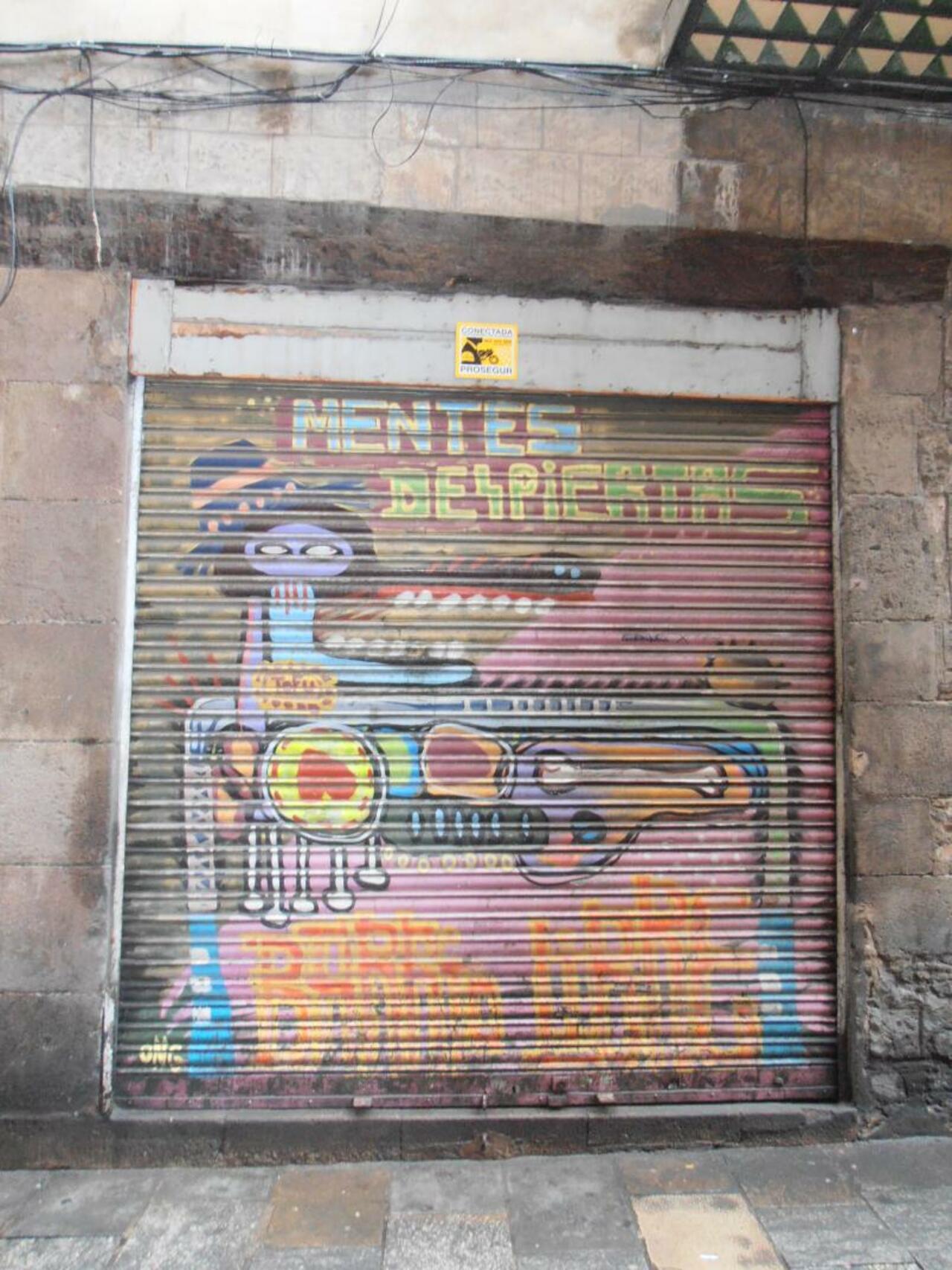 #graffiti #streetart #Barcelona https://t.co/aWa0Ud1d9g