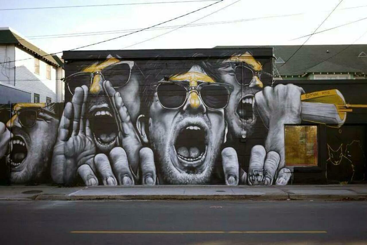 Street Art by MTO

#art #graffiti #mural #streetart http://t.co/OSvkeT47ub