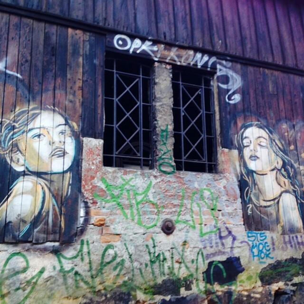 #streetart #street #streetartoslo #oslo #oslove #oslostreetart #art #gatekunst #graffiti #graffitiart #akerselva #n… http://t.co/ym4Prwwy5y
