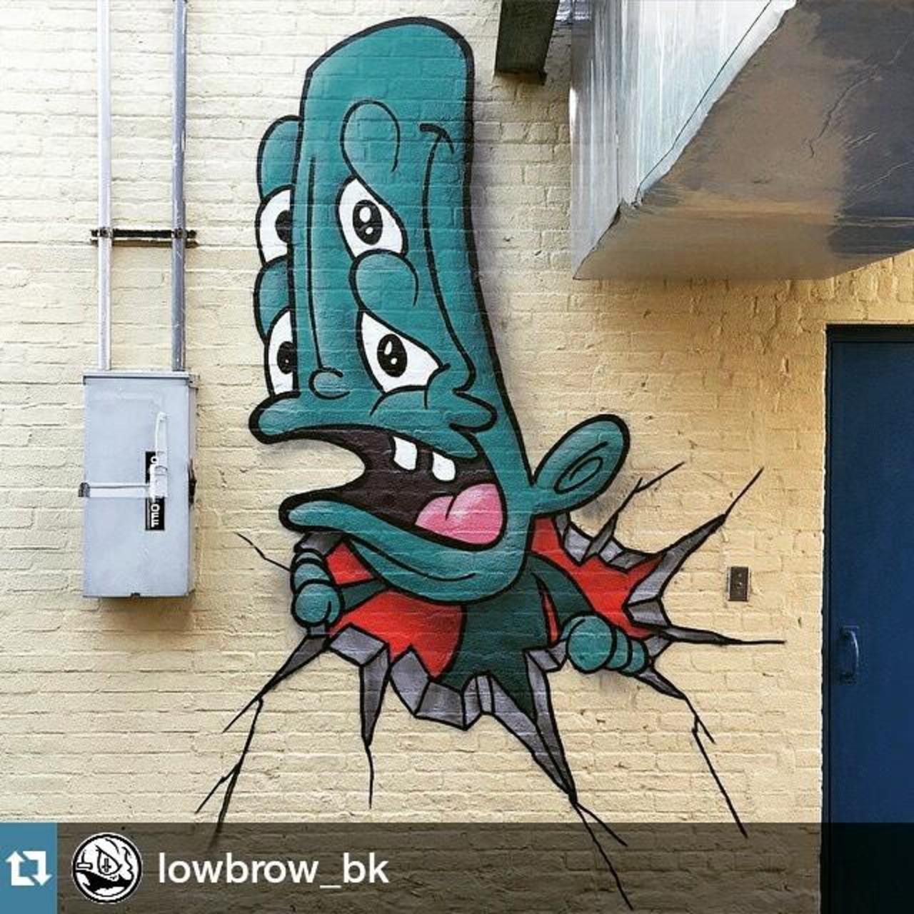 #Repost @lowbrow_bk
・・・
#mural for EBC Public School
#graffiti #streetart #lowbrow  #characterdesign #aotrbooksDon'… http://t.co/1THfVXvWtg