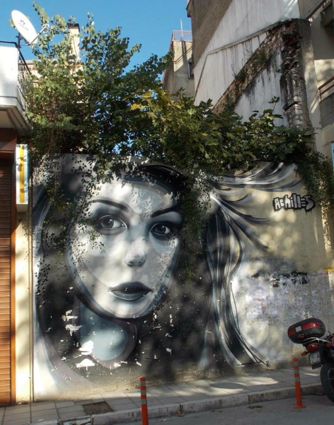 When Street Art meets nature by the artist Achilles 

#art #arte #graffiti #streetart http://t.co/ZnajYVylqJ