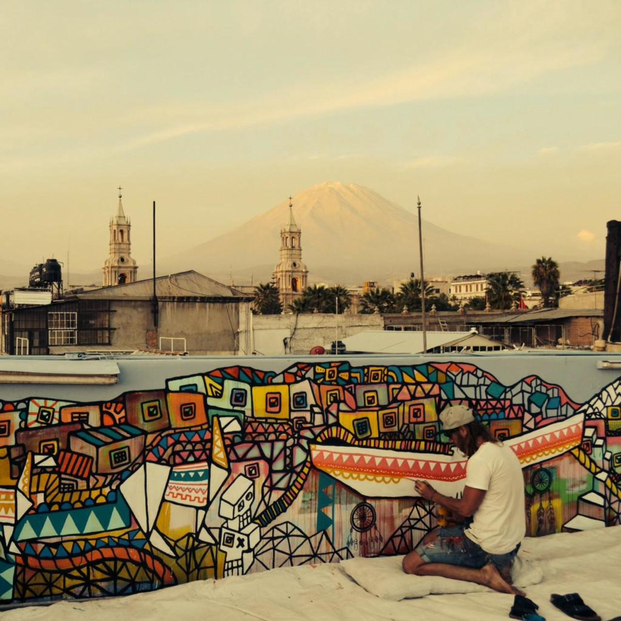 RT @artbelieve: Artwork in Peru #streetart #artandbelieve #artbelieve #graffiti #design #linedrawing #colour #pattern http://t.co/kAiGbLWZ5m
