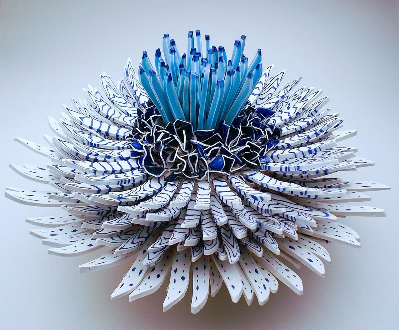 New Blooms of Ceramic Shards by Zemer Peled #art #feedly http://www.thisiscolossal.com/2015/05/new-blooms-of-ceramic-shards-by-zemer-peled/ http://t.co/QDZJLKAb6E