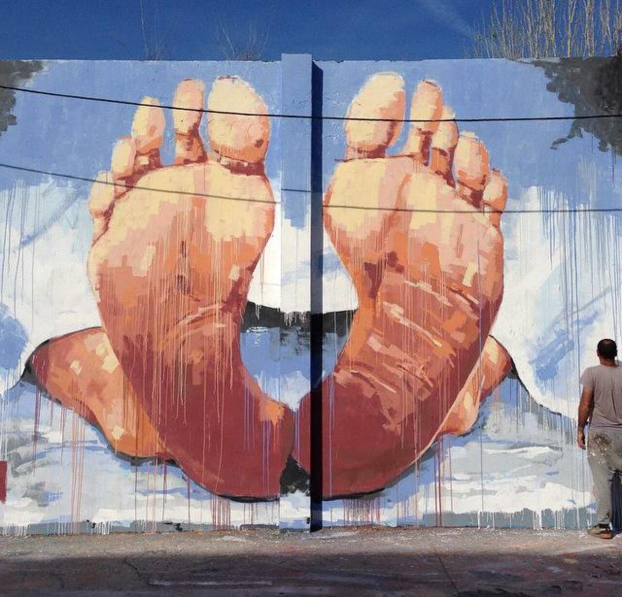 RT @palectric: New Street Art by the artist ‘ManuManu’ 

#art #arte #graffiti #streetart http://t.co/yhDsiiozft