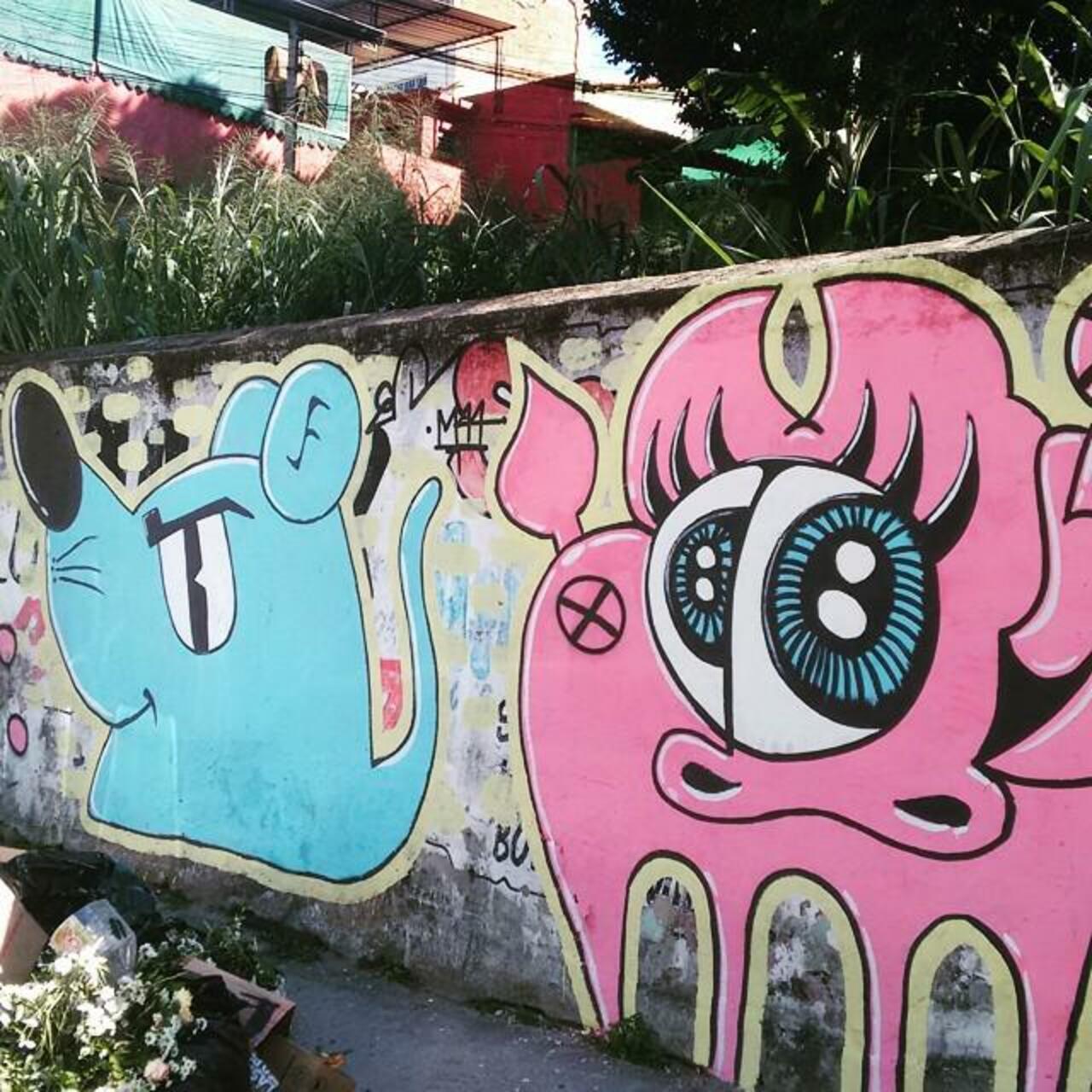 Domingão
#graffiti #arte #arteurbana #elgraffiti #graphite #art #streetart #StreetArtRio  #cultural #sãogonçalo  #h… http://t.co/28xInPpNjt