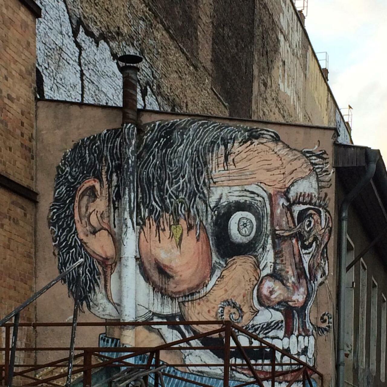 #streetart via @mischaheuer " #Berlin #graffiti #art #urbanart #AltStralau http://t.co/8tgOhYqadT"