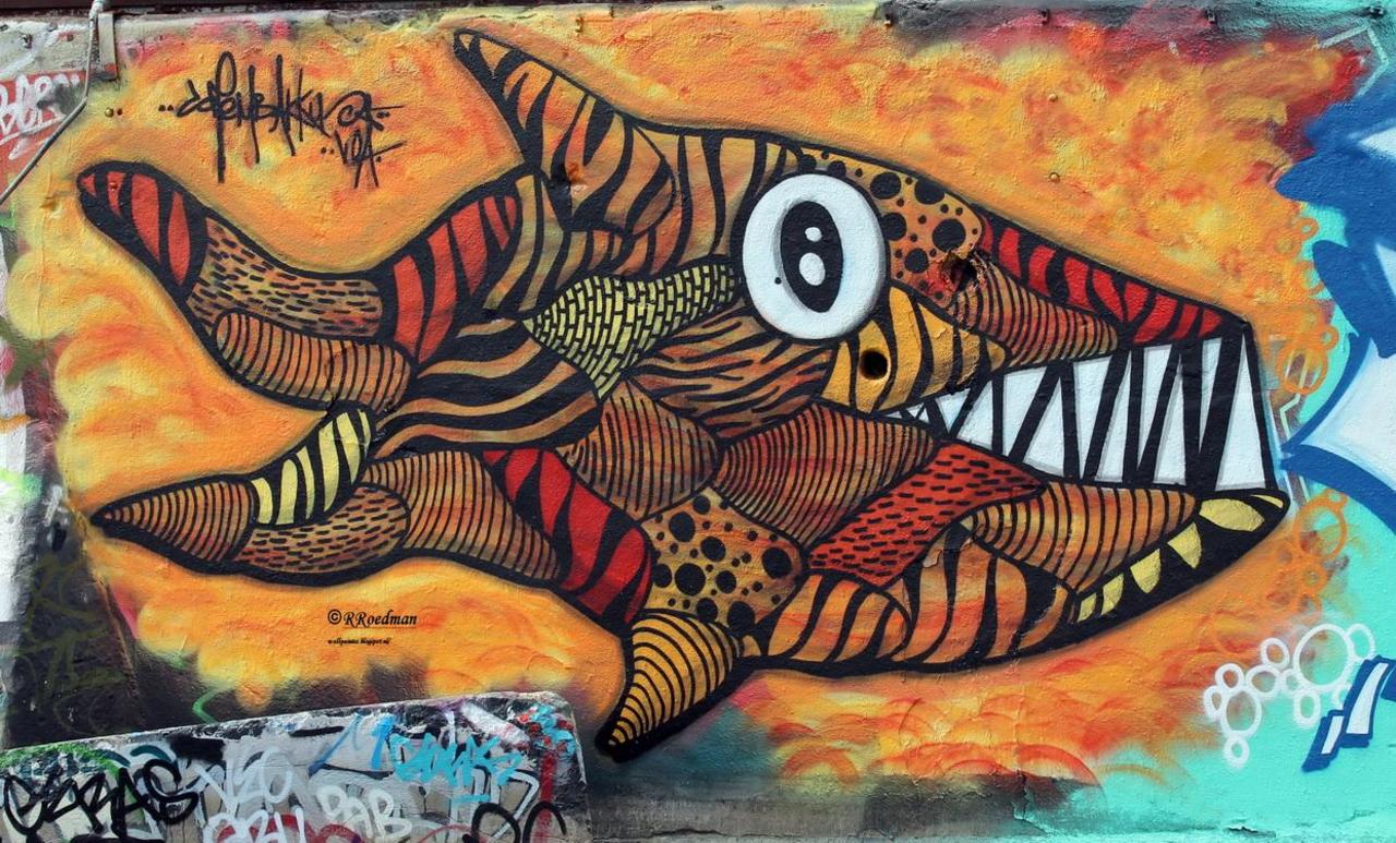 #streetart #graffiti #mural fish in #Amsterdam, 2 pics at http://wallpaintss.blogspot.nl http://t.co/A5Tjtfs8RC