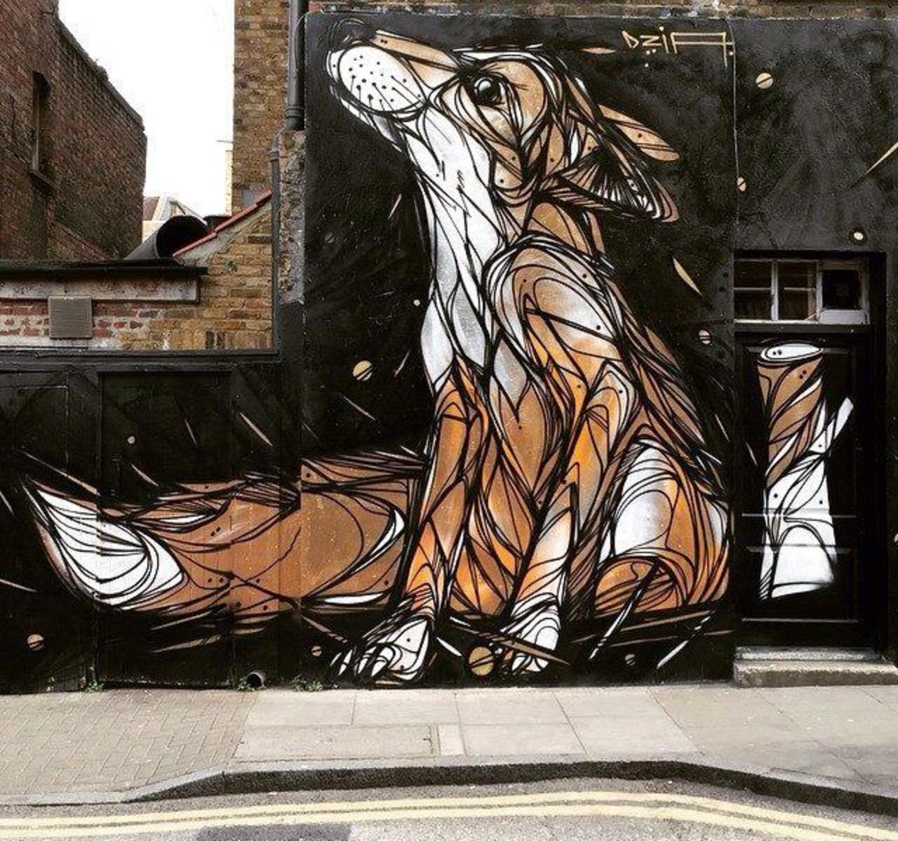 New Street Art by DZIA in London  

#art #arte #graffiti #streetart http://t.co/hLM1oWKV3X