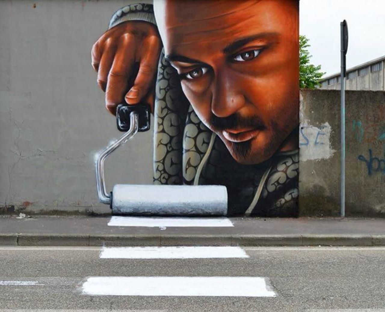 Great placement in this clever Street Art piece by Cheone in Italy 

#art #arte #graffiti #streetart http://t.co/mKINTBAn4Y