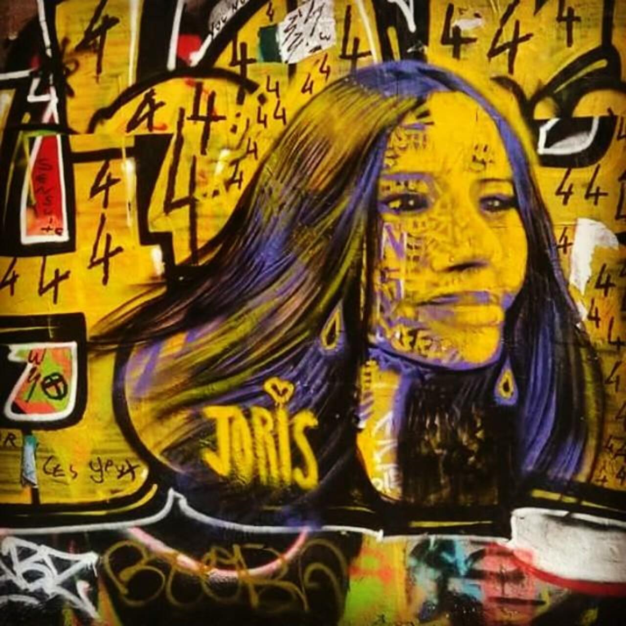 #paris #jorisdelacour #streetart #streetartist #jorisdel #vagueid #artiste #art #spraycan #urbanart #graffiti #fres… http://t.co/Kp2orr8x6u