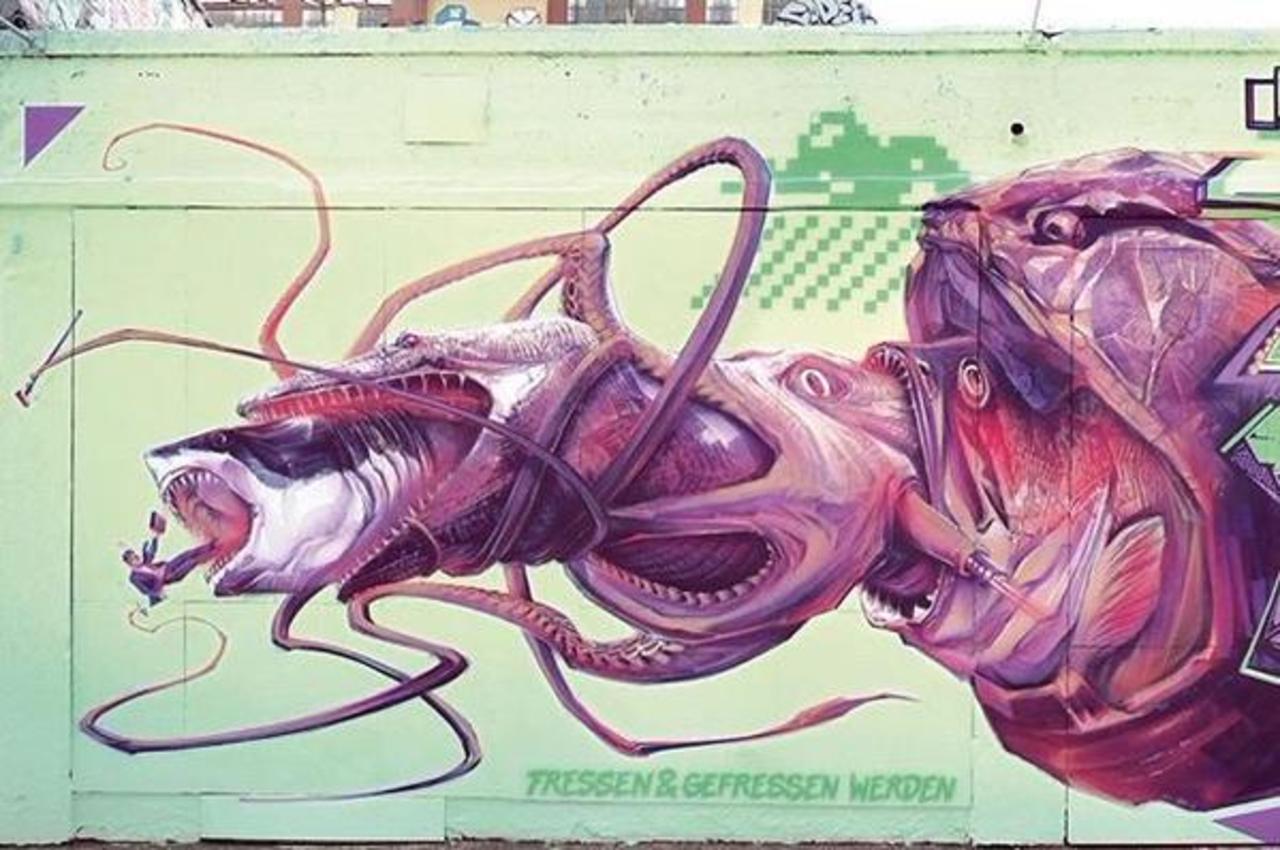 StreetArt News
'Onur Painting' in #NewYork #USA 
#StreetArt #Art #UrbanArt #Mural http://t.co/wh2KAVIabH