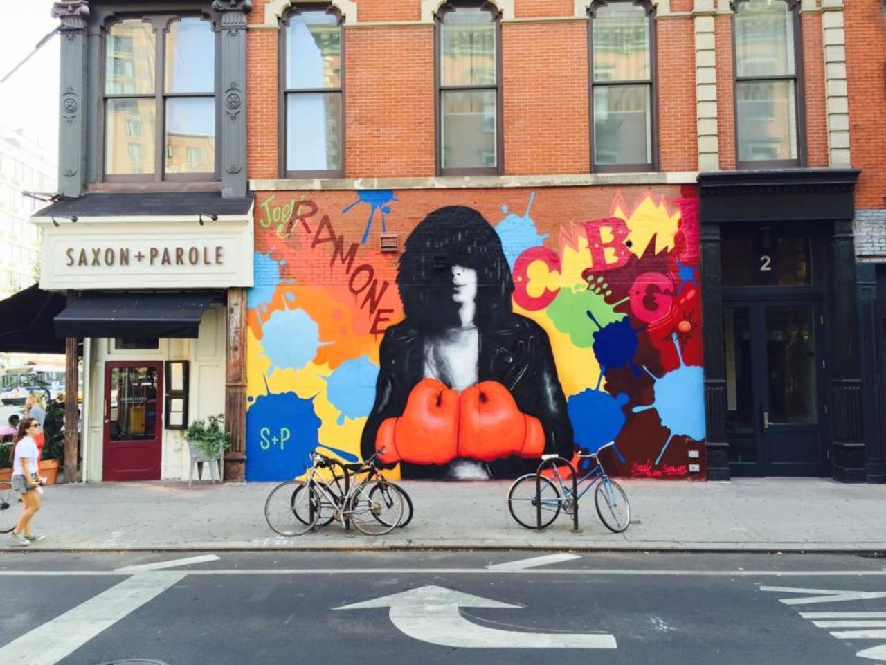 #NYC #LowerEastSide #tribute to #CBGB and the #Ramones Remarkable new #graffiti #mural by two very talented artists http://t.co/uLasm3OH26