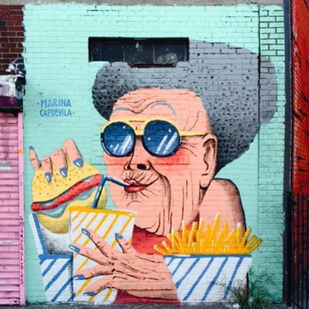 RT @StArtEverywhere: Marina #streetart #mural #painting #walls #graffiti #fumeroism #brooklyn #nyc #newyorkcity #nycstreetart #streetart… http://t.co/Utm26qMod4