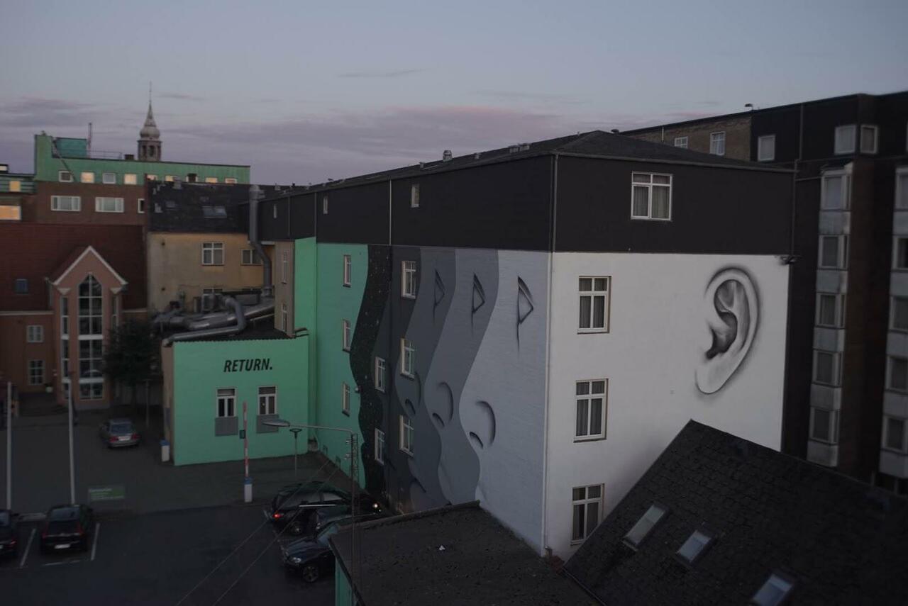 CYRCLE unveils a new mural in Aalborg, Denmark. #StreetArt #Graffiti #Mural http://t.co/xKuhUItoxp