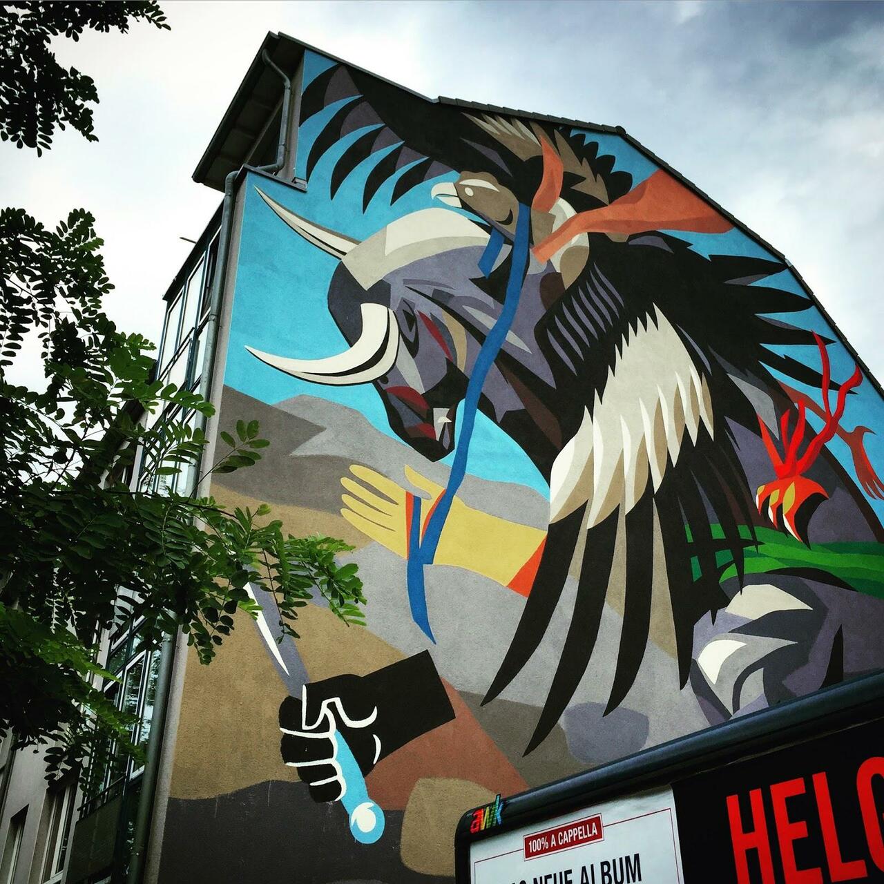 JAZ unveils a new mural in Cologne, Germany for CityLeaks '15. #StreetArt #Graffiti #Mural http://t.co/a38bkxl96h