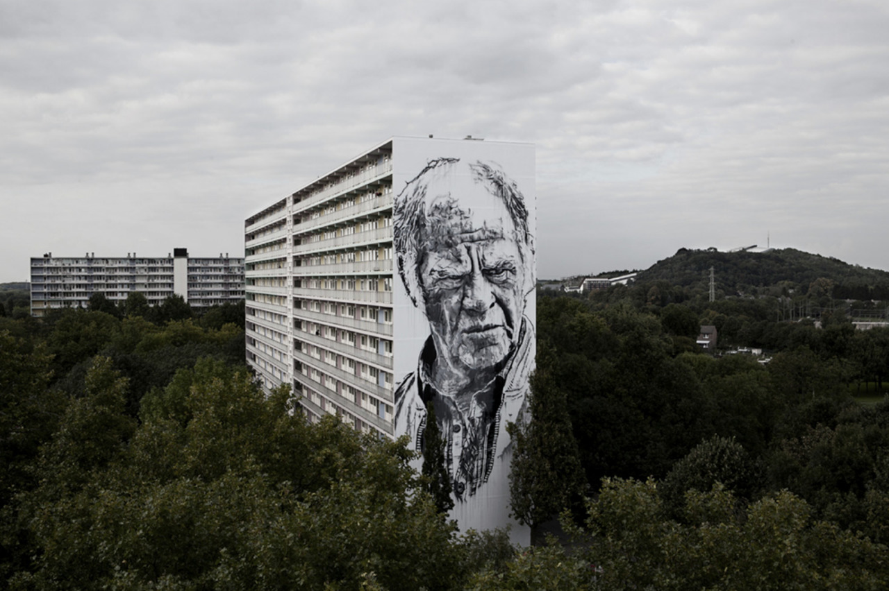 #Streetart genius created the tallest #mural.No #wall can contain his #talent.#art #graffiti 
http://www.buzzworthy.com/artist-spotlight-hendrik-beikirch/ http://t.co/WTy6i6WJLk