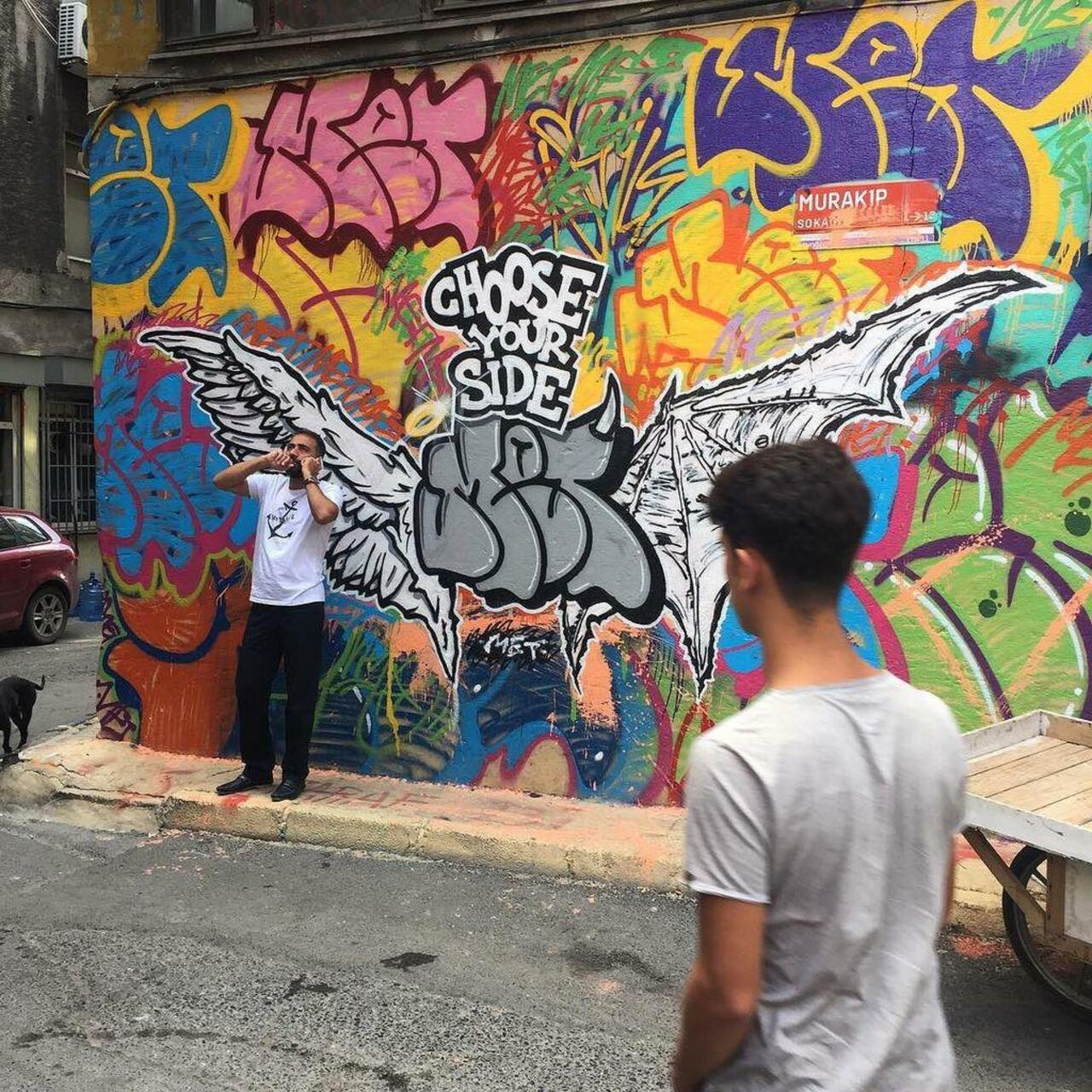 Graffiti Mural
Karakoy, Istanbul
#graff #graffiti #graffitiistanbul #graffitikatakon #graffitidubrovnik #graffitiko… http://t.co/oieNMc7nZq