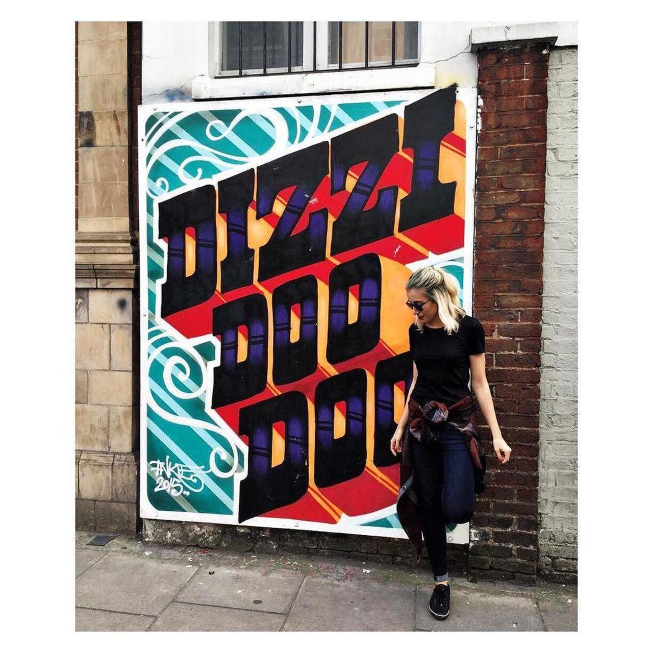 Dizzi Doo Doo bout that sun ☀️ #streetart #graffiti #dizzidoodoo #nottinghill #westbank #westbankgallery #wallmur… http://t.co/j2v7GuCpLp