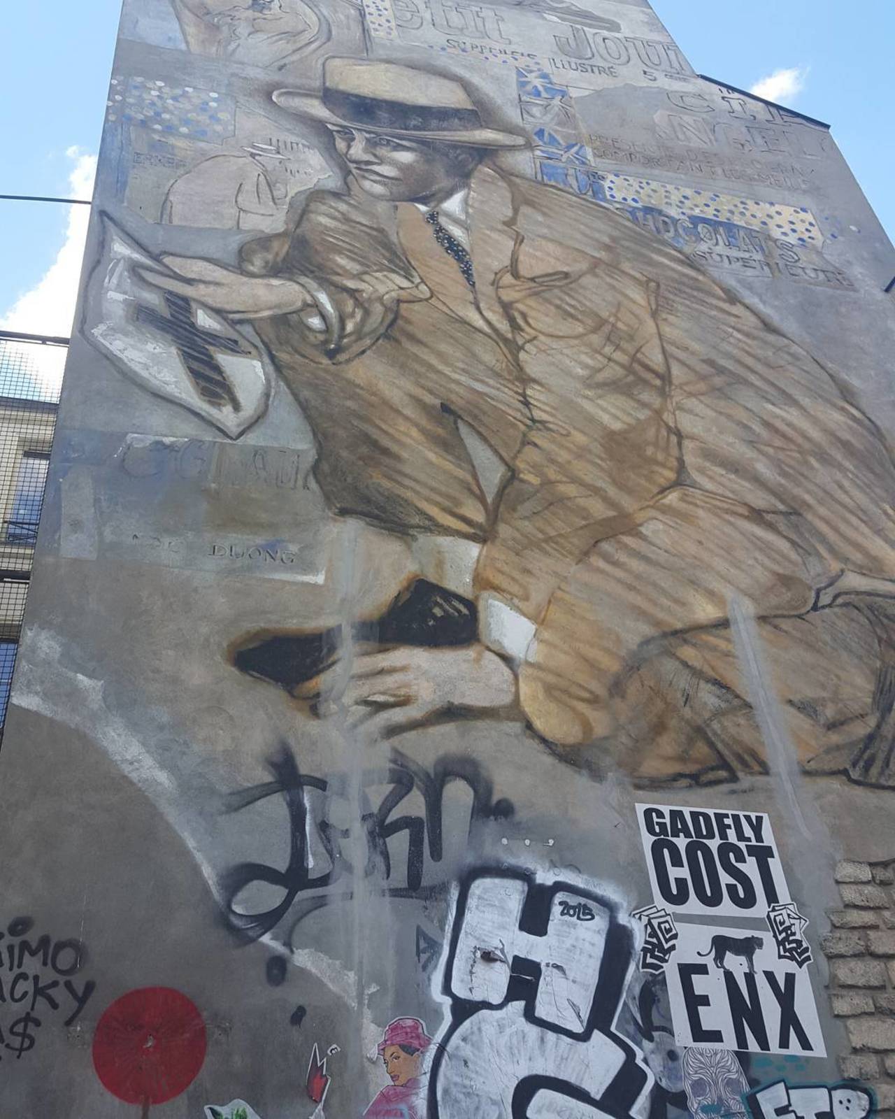 #Paris #graffiti photo by @jdewey67 http://ift.tt/1LFGRwe #StreetArt http://t.co/XEmfIhK7vR