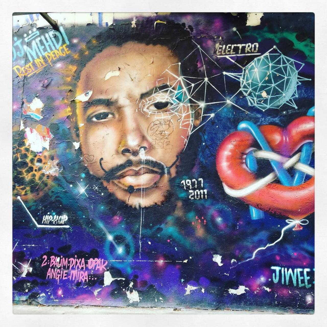 #Paris #graffiti photo by @cibti4987 http://ift.tt/1LGhZEE #StreetArt http://t.co/j2YPoxca5c