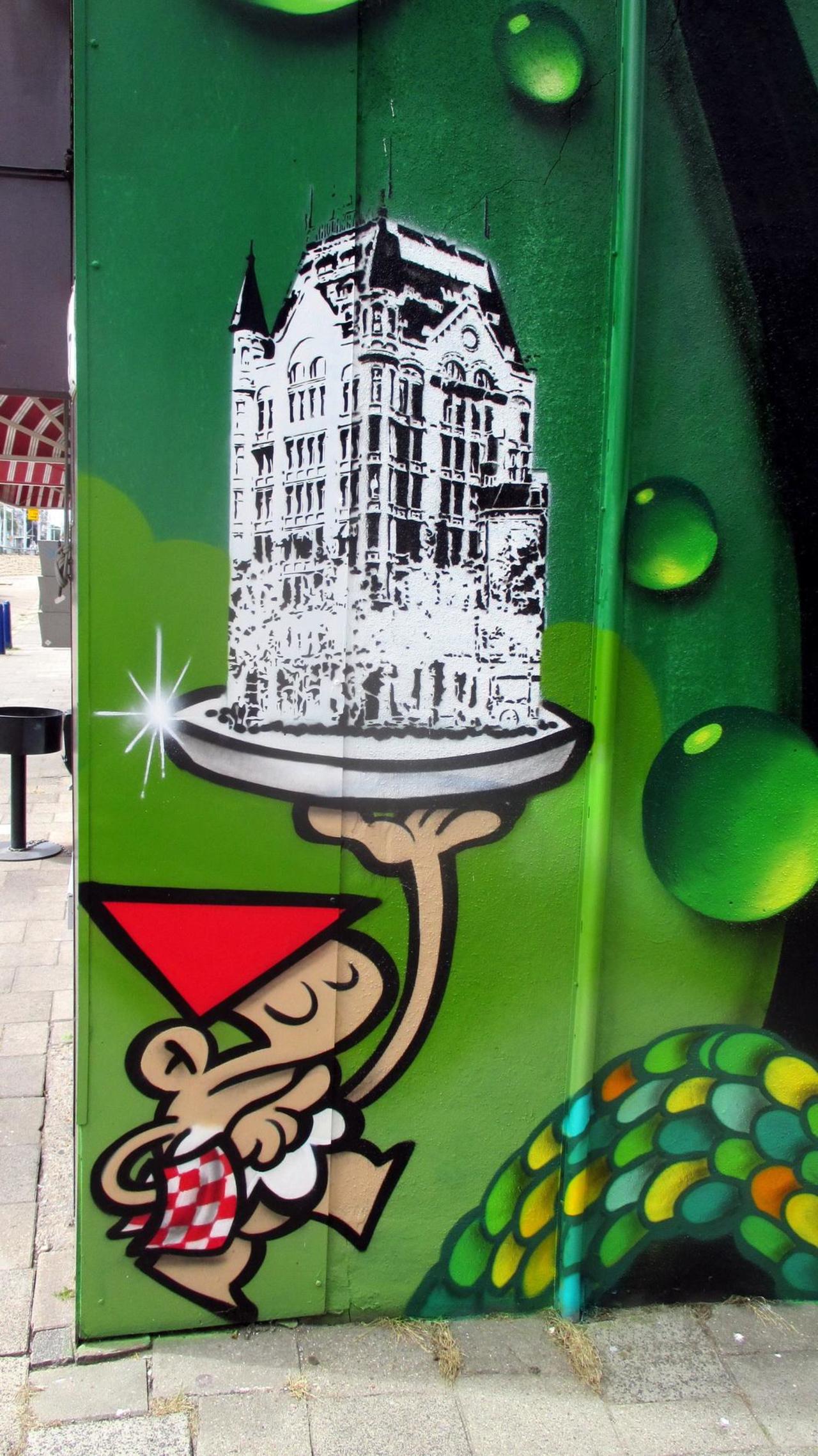 RT @RRoedman: #streetart #graffiti #mural nice work in #Rotterdam ,5 pics at http://wallpaintss.blogspot.nl http://t.co/iDzK8D66fN