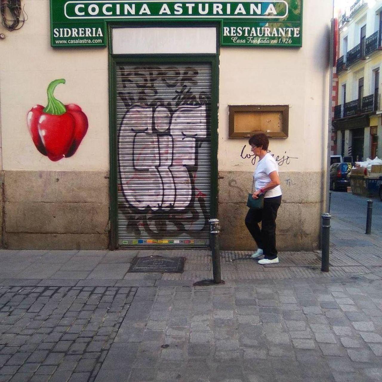 pisto asturiano

@dingoperromudo #dingoperromudo #streetart #arteurbano #urbanart #graffiti #street #streetphoto #s… http://t.co/cg4MniDA3o