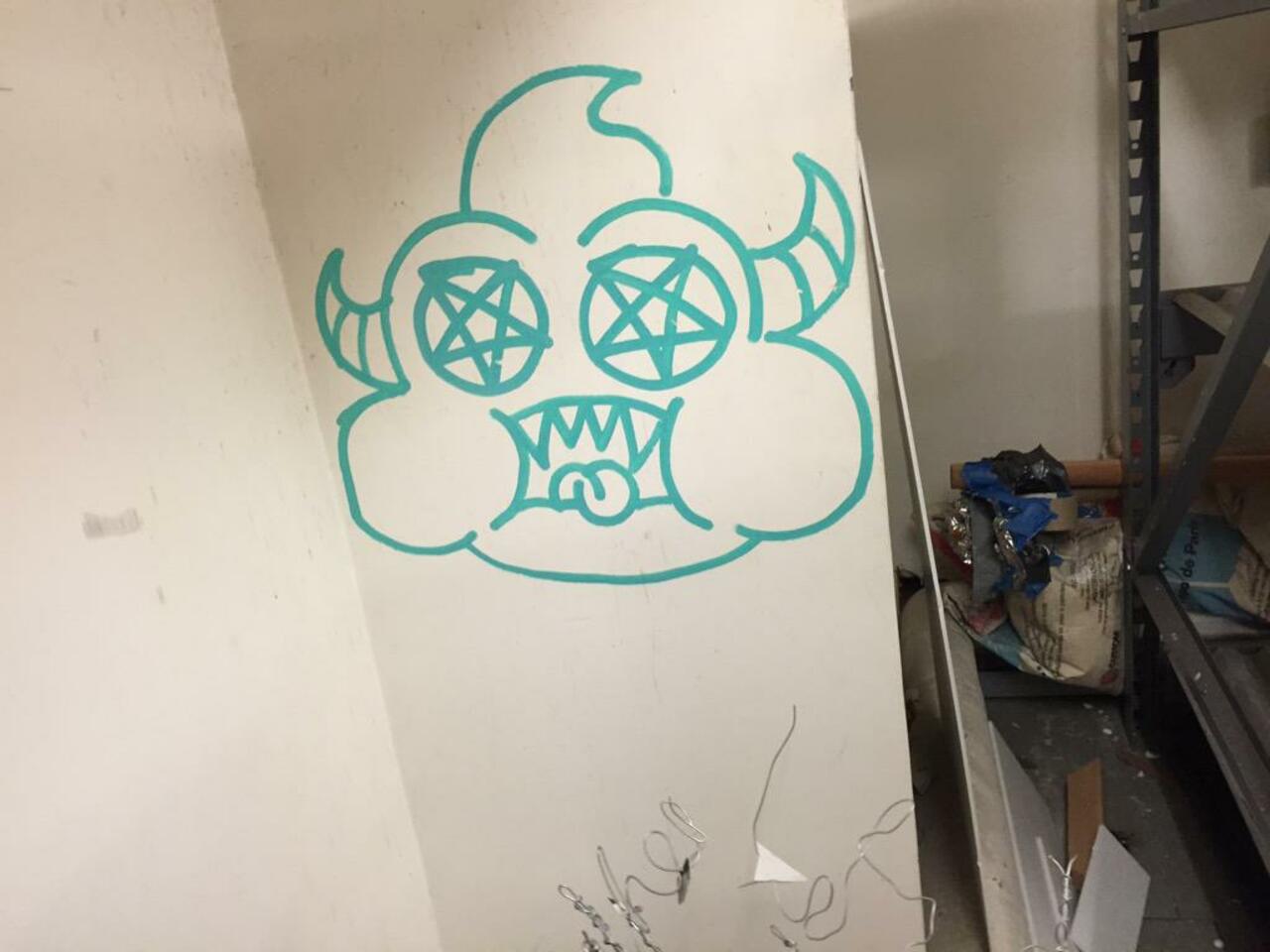Found this in Hunter College inside the art room #graffiti #Nikon #art #streetart #huntercollege #nyc http://t.co/jbnWaMgEMg