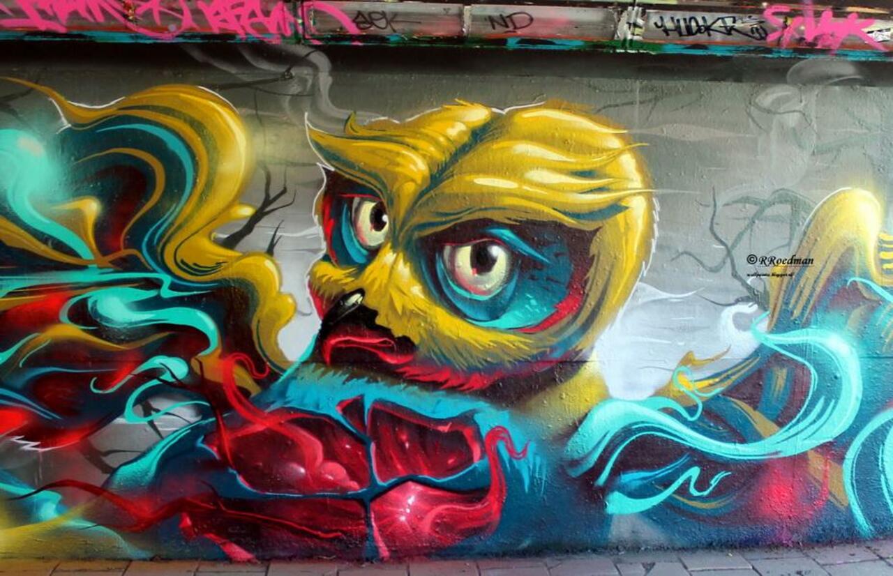 RT @RRoedman: #streetart #graffiti #murals Owl in #Eindhoven,2 pics at http://wallpaintss.blogspot.nl http://t.co/7K3CowyXaO