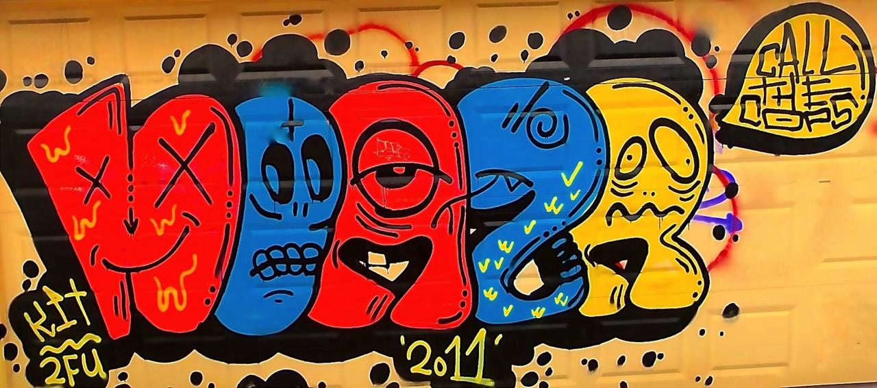Hey Ladies, get funky. #BeastieBoys #graffiti #streetart #vintage #colour #art #design #toronto #Kit2Fu http://t.co/cHiLgd1dus