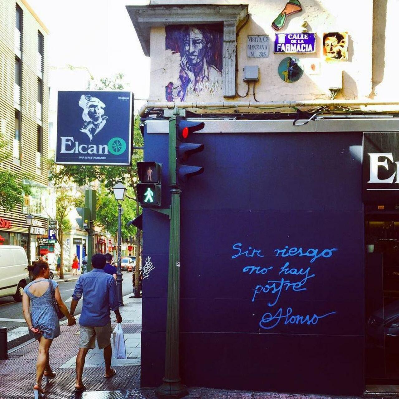 Sin #riesgo no hay #postre #Alonso #callefarmacia #igersmadrid #graffiti #graffitimadrid #instagraffiti #streetart … http://t.co/sJU7VaKj0q