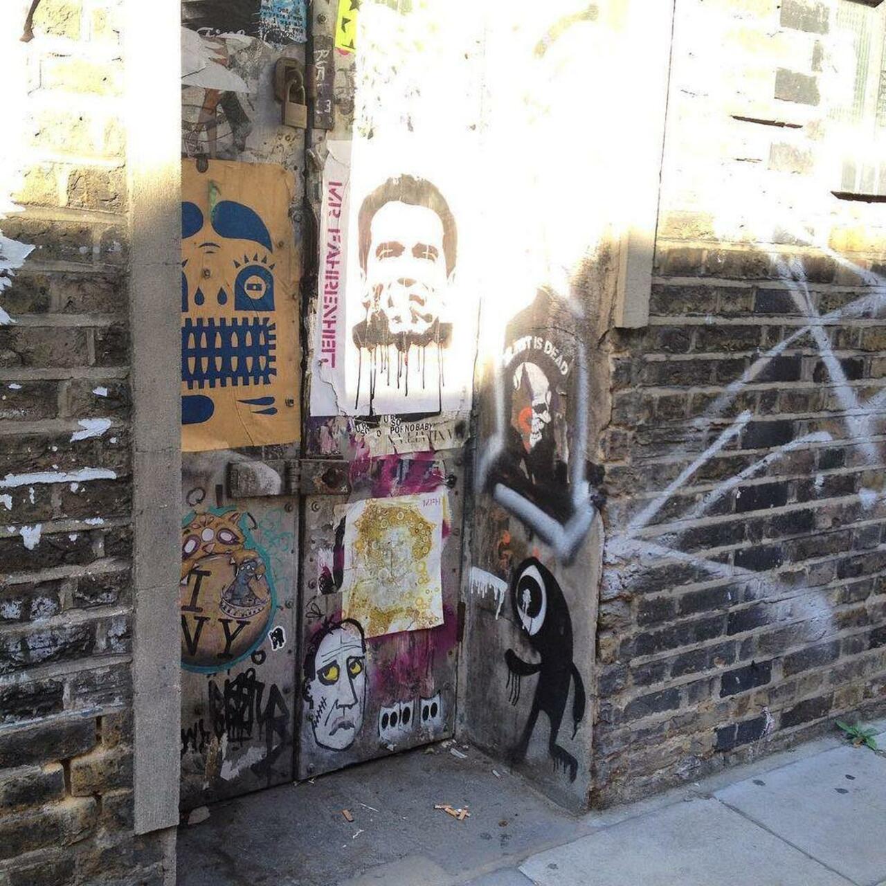 #streetart #graffiti #streetartlondon #london #thisislondon by isadarko http://t.co/XHnE5zBrL6