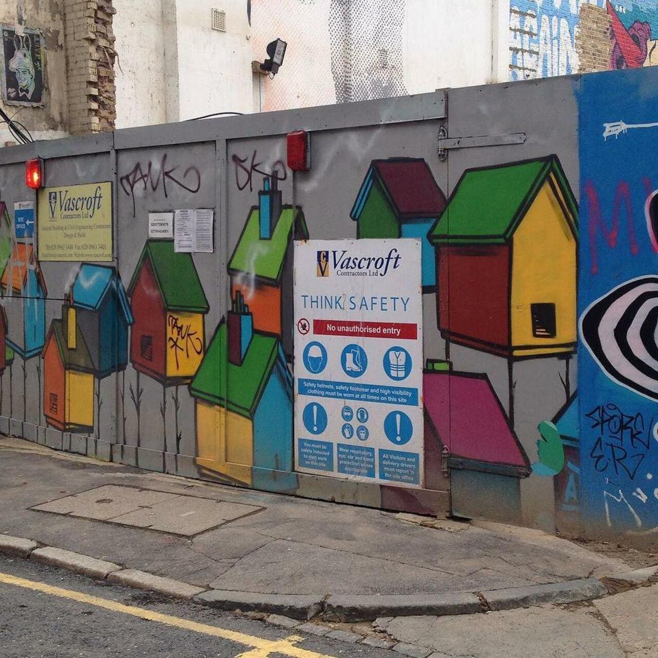 #streetart #graffiti #streetartlondon #london #thisislondon by isadarko http://t.co/SFcfZ8oCO6