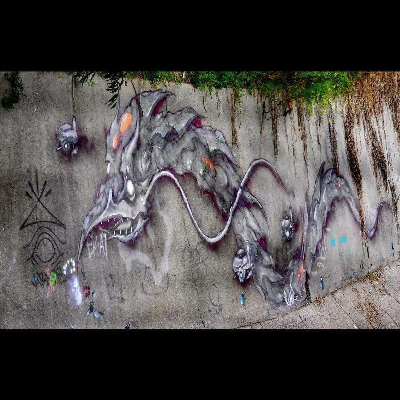 #streetart #urbanart #aerosolart #graff #streetartmelbourne #graffiti #melbournestreetart #taggers #tagging dope pi… http://t.co/6GOPJzMQ9n