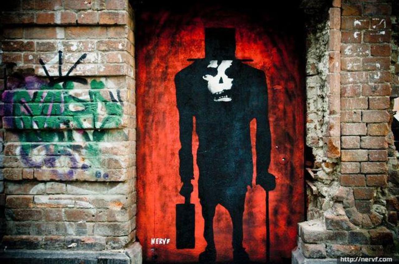 RT @5putnik1: The Stranger • #streetart #graffiti #art #funky #dope . : https://t.co/5E0EPrz5ii