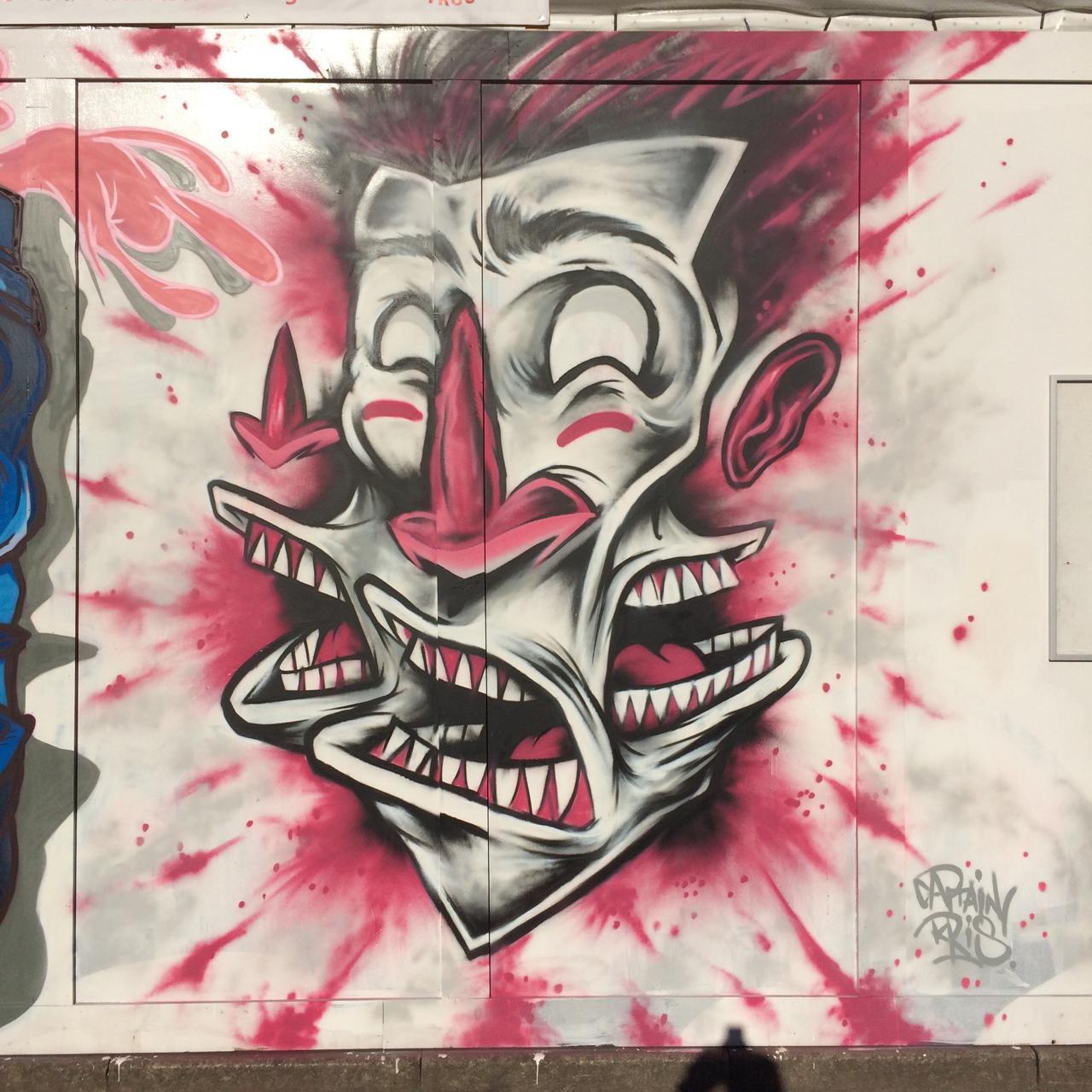 GSA |  piece by captainkris
http://blog.globalstreetart.com/post/130276654126/the-bigger-picture-projected-art-and-bboy-battles
#graffiti #art #streetart #urbanart #clownart https://t.co/PChCkdW7GG