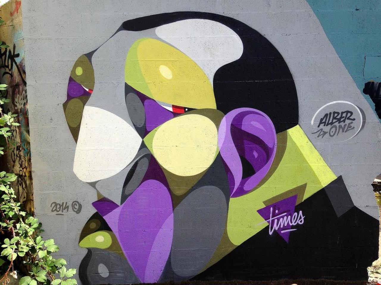 Street Art by Alber in #Bordeaux http://www.urbacolors.com #art #mural #graffiti #streetart https://t.co/vG5y5Zc7Bs