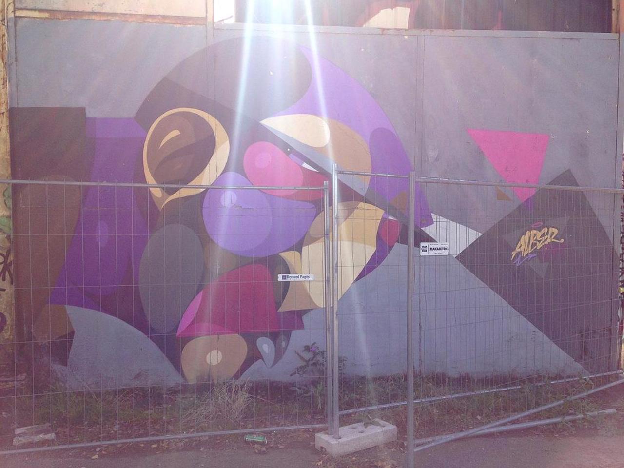 Street Art by Alber in #Bordeaux http://www.urbacolors.com #art #mural #graffiti #streetart https://t.co/3kj68YXXtV
