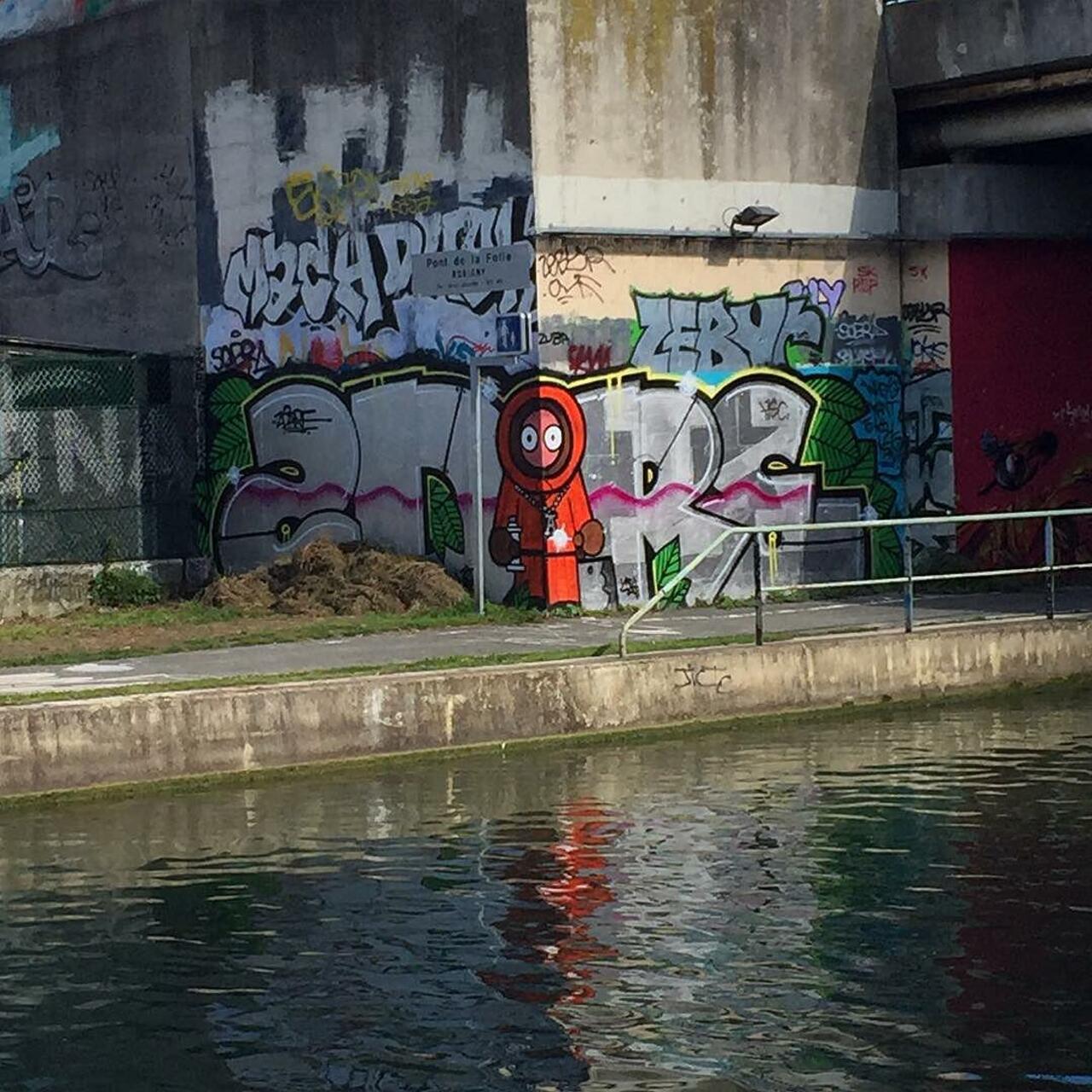 #Paris #graffiti photo by @ijustdontknow http://ift.tt/1ObQc0W #StreetArt http://t.co/HcahWWx416