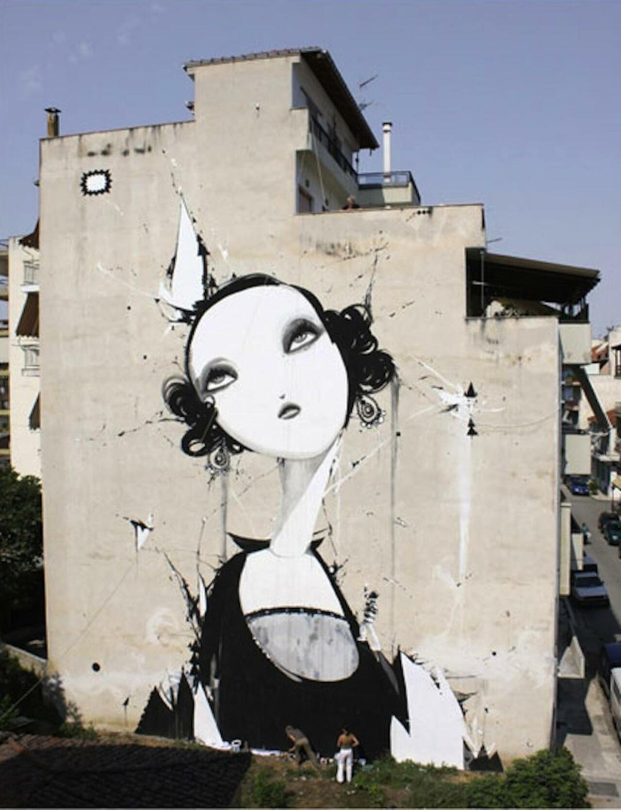 #Streetart #urbanart #graffiti #mural #acrylique de l'artiste Alexsandros Vasmoulakis, Athènes, Grèce http://t.co/UOoB7uyb5c RT @Brindille_