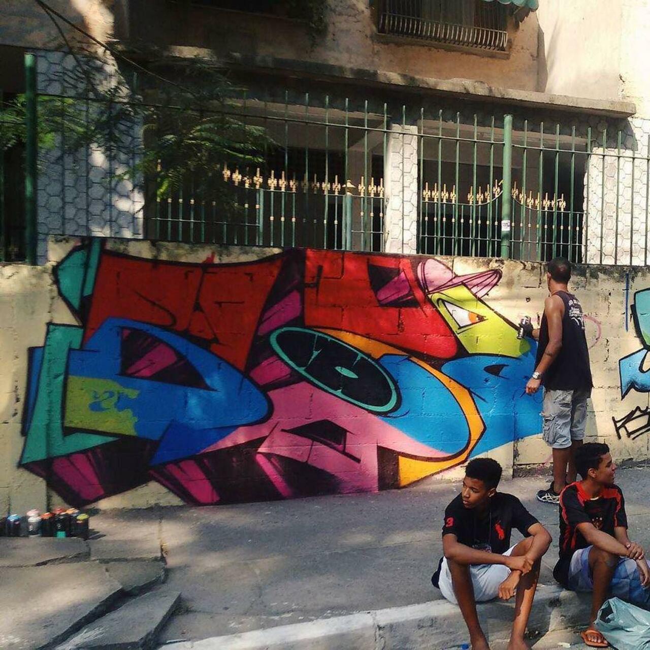 Action  Foto : @marcelocostadafonseca  #graffiti #graffitiart #streetart #art #arte #arteurbana #graffitikings … http://t.co/rrLsALhYfA
