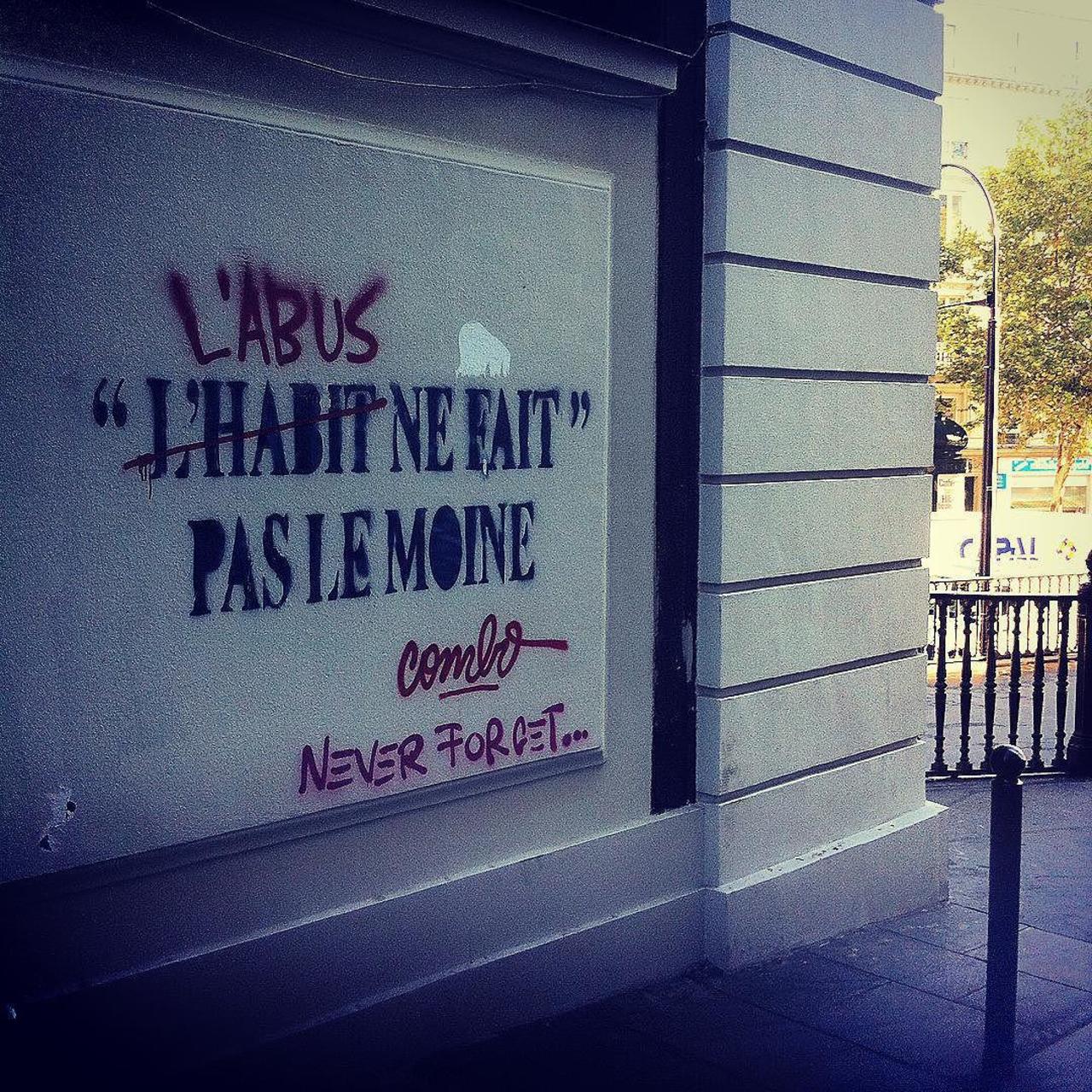 #Paris #graffiti photo by @anne__sofy http://ift.tt/1P9Gtao #StreetArt http://t.co/LGKnxNr85Q
