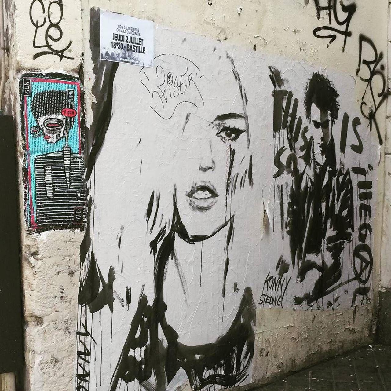 circumjacent_fr: #Paris #graffiti photo by le_cyclopede http://ift.tt/1KWqszu #StreetArt http://t.co/zvpCHgQ7oJ