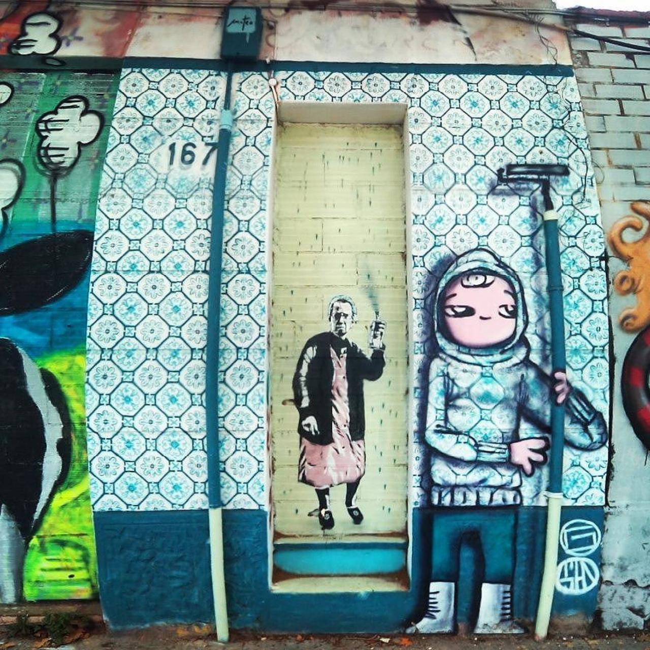 • MI ABUELA • #graffiti #stencilism #stencil #painting #streetart #barcelonastreetart #bcnstreetart #streetartbarce… http://t.co/Yqi3qilkgy
